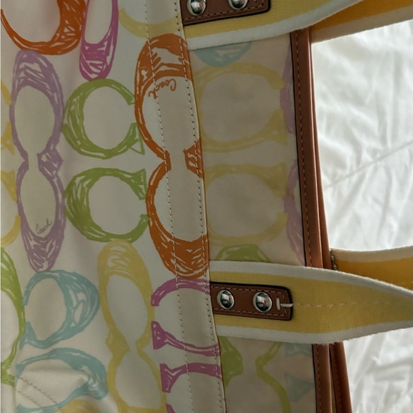 Coach multi color hand bag - Picture 8 of 11